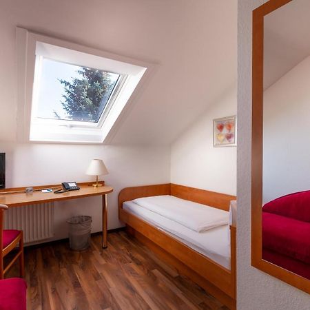 Hotel Zum Rosengarten ダルムシュタット エクステリア 写真