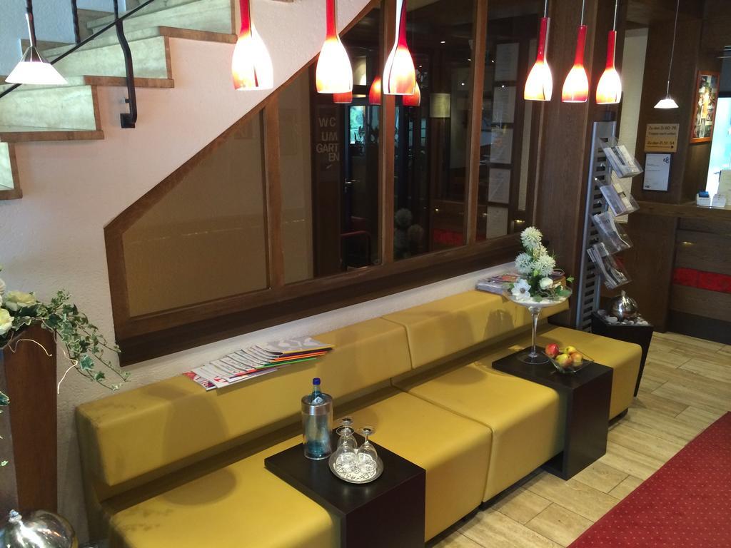 Hotel Zum Rosengarten ダルムシュタット エクステリア 写真